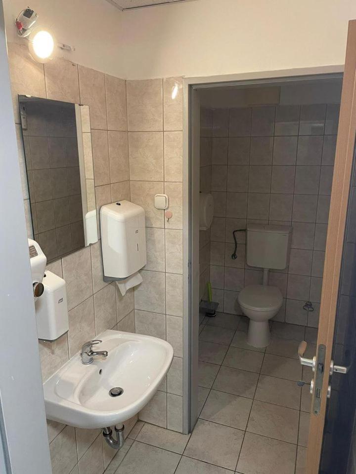 Viola Hostel Budapest Extérieur photo
